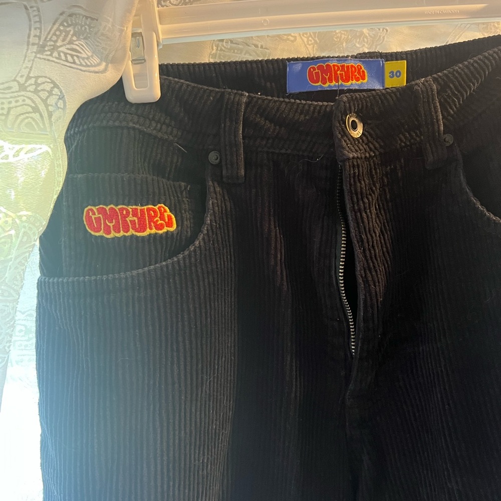 EMPYRE Corduroy Black